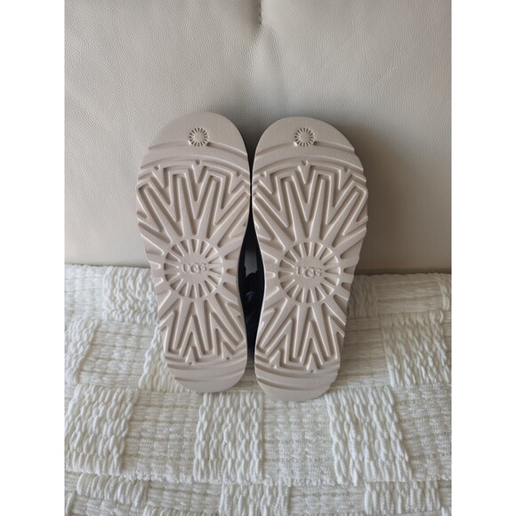 UGG Goldencoast Water Repellent Slingback Clog Sz 12 main image 6